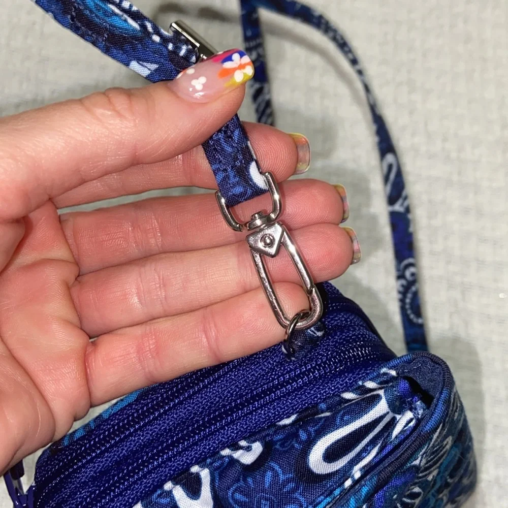 Like new Vera Bradley floral 3-in-1 Crossbody